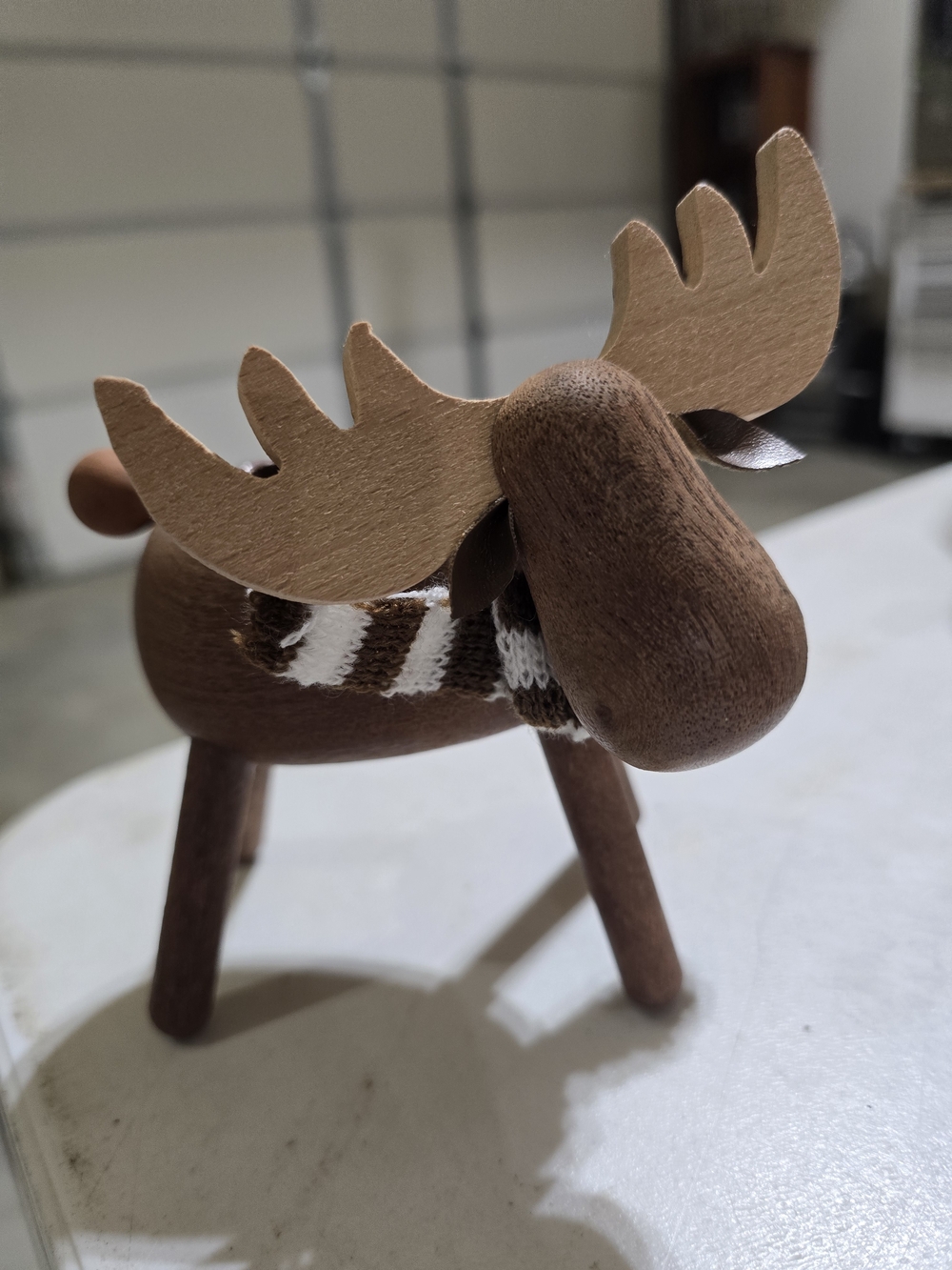 Air Plant Wooden Brown Moose Pot. Use With Small Air Plant